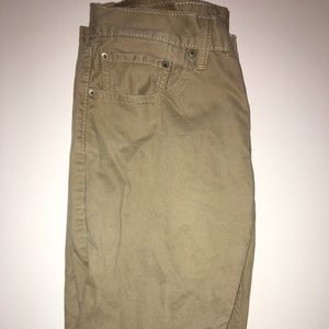 Beige men’s Levi’s